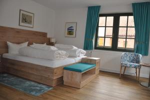 Postel nebo postele na pokoji v ubytování Hotel Witthus GmbH & CoKG + 37 fotografií