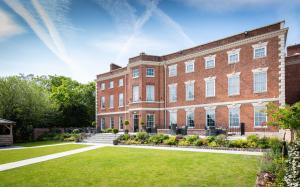 Gallery image of Old Palace Chester in Chester