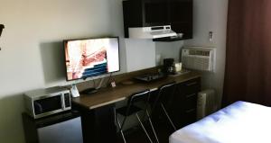 Drayton ValleyにあるHome Away Innのギャラリーの写真 +36枚の写真
