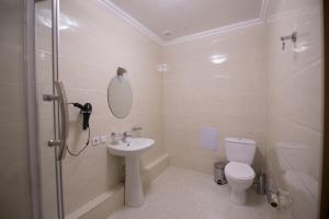 Ванная комната в Renion Zyliha Hotel
