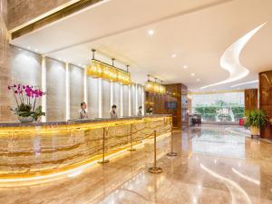 Vstupní hala nebo recepce v ubytování Wan Yue Grand Skylight Hotel