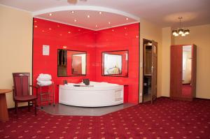 Posteľ alebo postele v izbe v ubytovaní Hotel Kalchem
