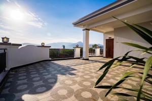 a view of a house with a patio at Boeung Prolet Guest House in Kampot