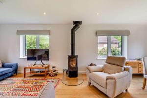 Zona d'estar a 3 Bed in Biddenden oc-h28825