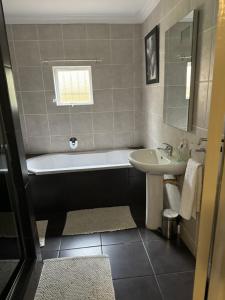 Gallery image of Virginia Town House in Mthatha +31 photos