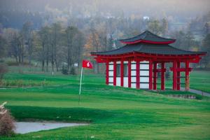 Golf v hotelu nebo okolí
