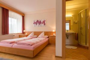 Koupelna v ubytování Hotel Garni Elisabeth