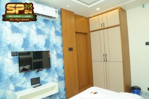 Gallery image of SP24 Restaurant & Lodge in Jath +18 photos