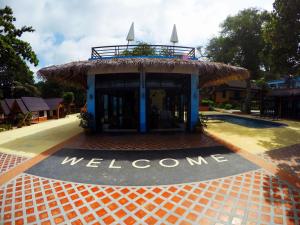 Foto dalla galleria di Phi Phi Long Beach Resort & Villa a Phi Phi Don