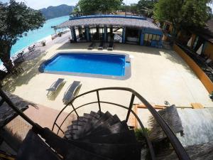 Piscina di Phi Phi Long Beach Resort & Villa o nelle vicinanze