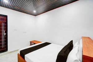 Gallery image of SPOT ON HL IIN Restaurant in Prayagraj