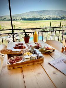 Menjar al bed and breakfast o a prop