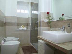 Koupelna v ubytování B&B Maison Blanche