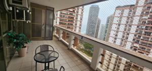 Gallery image of Beachfront Condo Large Apartament in Rio de Janeiro