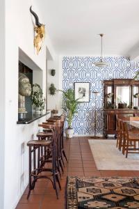 En restaurant eller et spisested på Poseidon Guest House