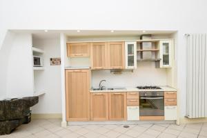 Kuchyňa alebo kuchynka v ubytovaní Residenza Santa Chiara
