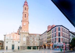 Nespecifikovaný výhled na destinaci Zaragoza nebo výhled na město při pohledu z hotelu