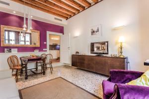Χώρος καθιστικού στο Venice Dream House