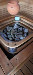 a saunaificialificialificialificialificialificialificialificialificialificialificialificialificial at Gîte privatif avec spa, sauna à Colmar in Logelbach +25 photos