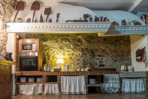 Fotografie z fotogalerie ubytování La Casa Del Reloj v destinaci Molinaseca