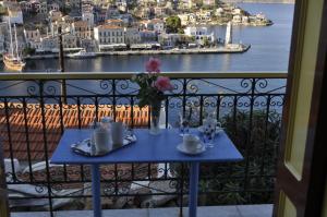 Μπαλκόνι ή βεράντα στο Palm Tree Studio Symi