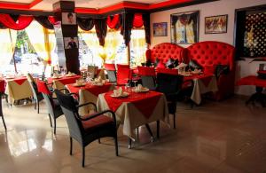Restaurace v ubytování New Farah Hotel