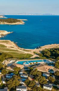 an aerial view of a large body of water at Camping l'Arquet - Mobil-home Premium 4 pièces 6 personnes climatisé MAE-3771 in Martigues