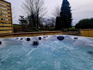 a jacuzziificialificialificialificialificialificialificialificialificialificialificial at Hamilton Luxury - The James Suite in Scorton