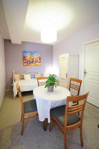 Fotografie z fotogalerie ubytování Les appartements du Relais du Jacquet v destinaci Navarrenx