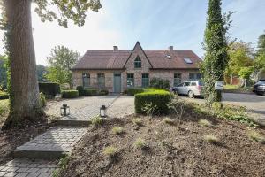 Aed väljaspool majutusasutust B&B Zinnen en Minnen