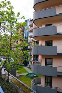 Budova, v ktorej sa apartmán nachádza