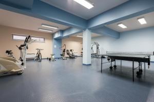 Centrum fitness w obiekcie Apartamenty Casa Marina