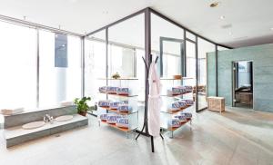 Art Boutique Hotel Monopol的休息区