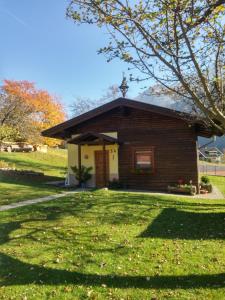 Aed väljaspool majutusasutust Haus Janschütz