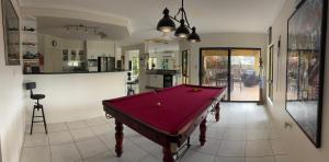 Gallery image of Red Peak Retreat in Caravonica