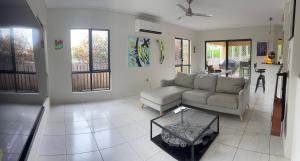 Gallery image of Red Peak Retreat in Caravonica