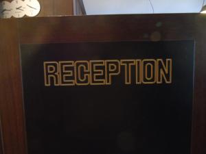 a sign with the word repetition written on it at DC Sleep & Go Brussels West in Brussels
