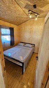 En eller flere senge i et værelse på Sevan Barca Beach