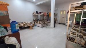 a room with a large room with a room with a room at Giri Ashraya in Govardhan
