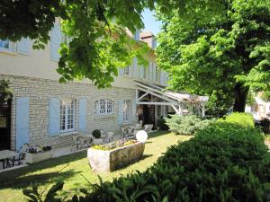 Zahrada ubytování Hostellerie de la Bouriane