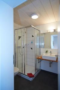 A bathroom at Gasthof Bären
