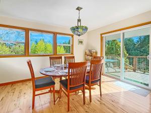 SQ Serenity Glen tesisinde bir balkon veya teras