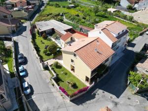 an overhead view of a house with a yard at Casa Regina in O Grove
