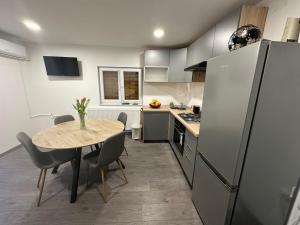 Progon House tesisinde mutfak veya mini mutfak