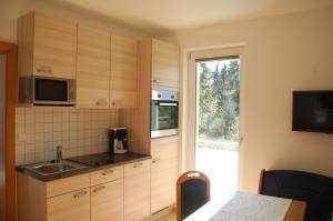 Dapur atau dapur kecil di Haus am Wald