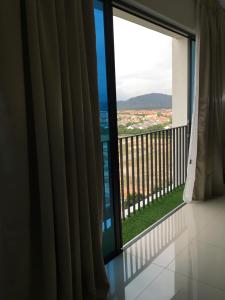 Gallery image of Warm Stay at Trefoil in Setia Alam