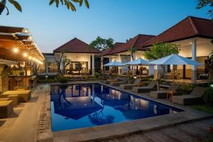 an image of a swimming pool in a villa at Tulamben Dive Resort in Tulamben