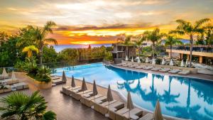 Piscina a Michell Hotel & Spa - Adult Only - Ultra All Inclusive o a prop