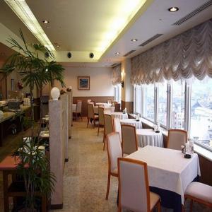 Restaurant o un lloc per menjar a Hotel Crown Hills Takefu