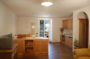 A kitchen or kitchenette at Residence Ca' Delle Margherite